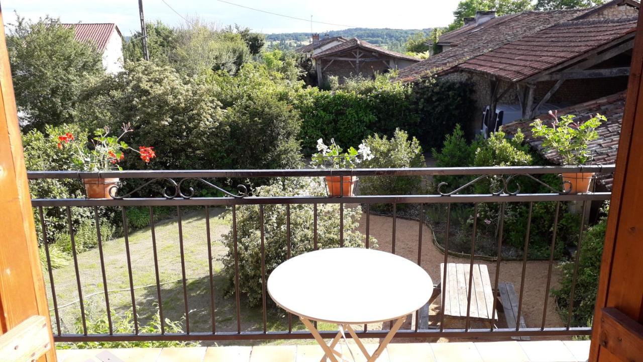 Maison Charentaise Les Essards  Extérieur photo
