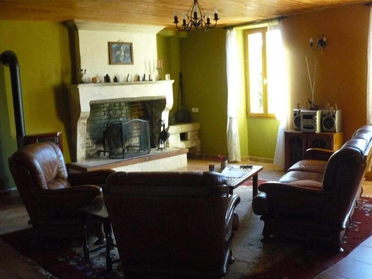 Maison Charentaise Les Essards  Extérieur photo