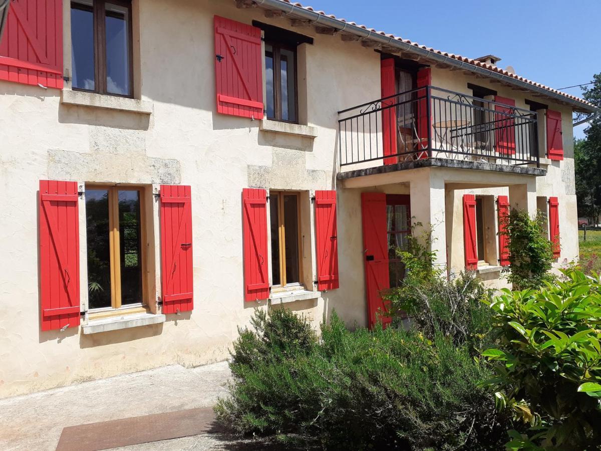 Maison Charentaise Les Essards  Extérieur photo